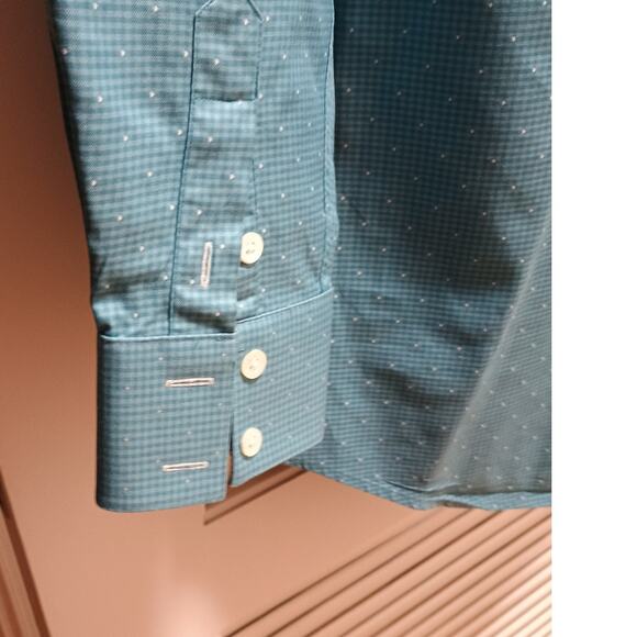 Preowned Circle of Gentlemen Button Down Dress Shirt - Size 16.5 / 42 Blue - Picture 6 of 16